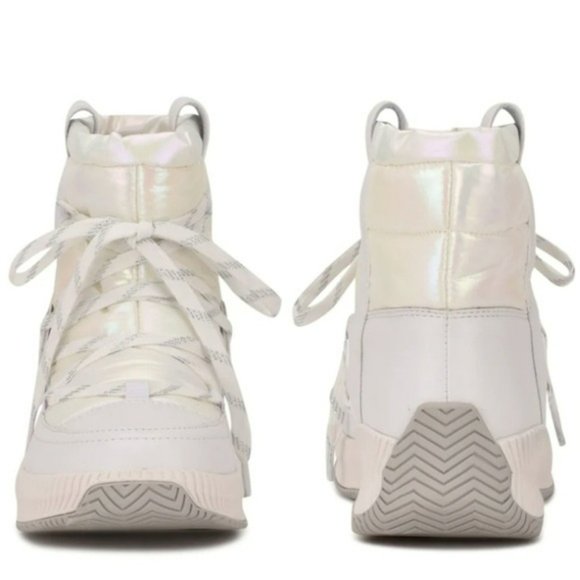 Nine West Tunnel 3 Iridescent Winter Snow Boots White -6 - Picture 3 of 7